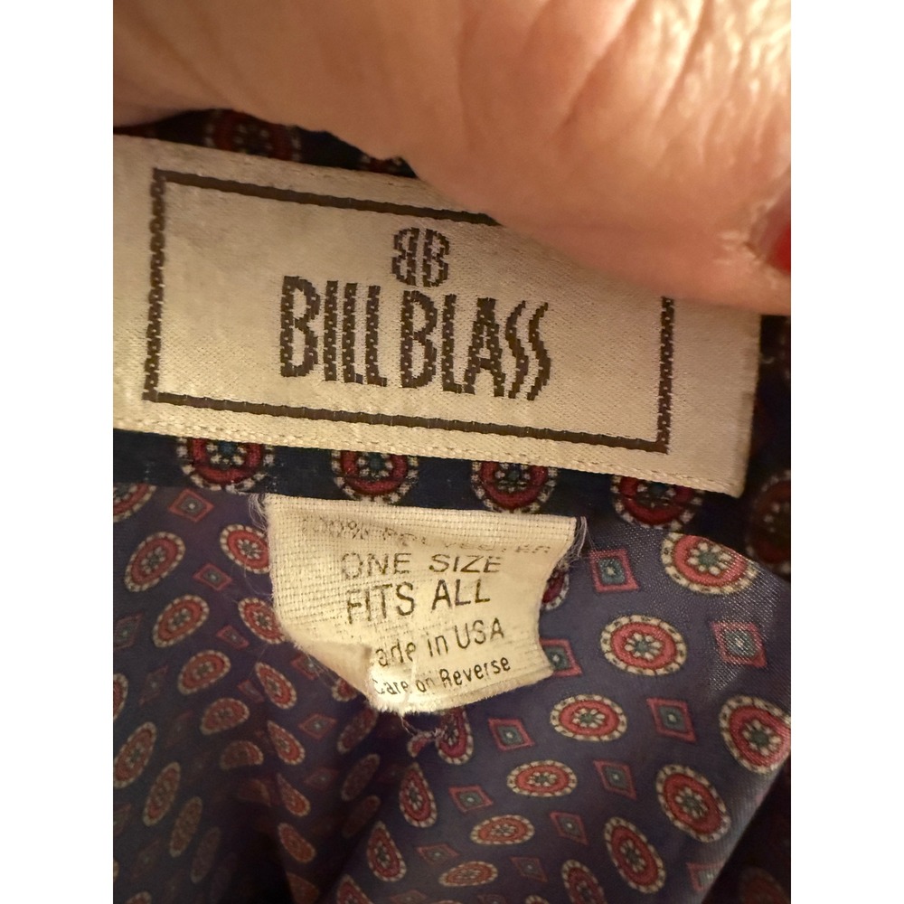 Vintage Bill Blass Mens Robe One Size Navy‎ Burgundy Geometric Pattern USA Made - Picture 3 of 3